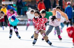 冬奥快评丨热血冬奥点燃中国冰雪经济