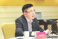 每经专访全国人大代表、TCL创始人李东生：中国科技制造业全球化方式改变，才能突破国际市场天花板